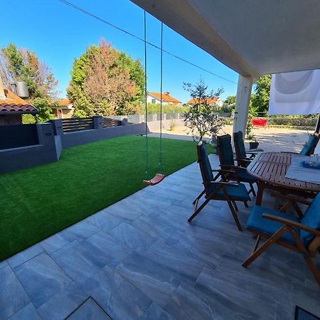 Apartman Nicolle Brzac Exterior photo