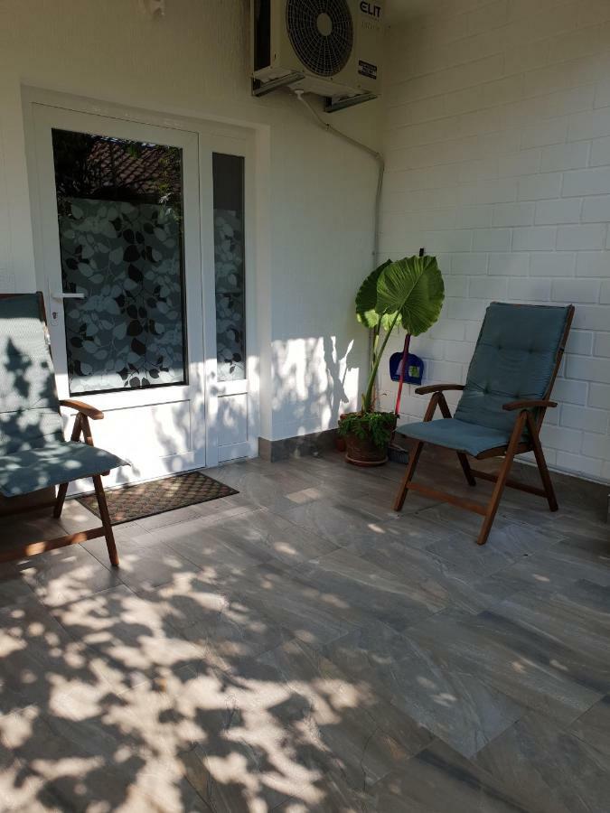 Apartman Nicolle Brzac Exterior photo